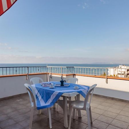 Vila Le Terrazze Follonica Pokoj fotografie